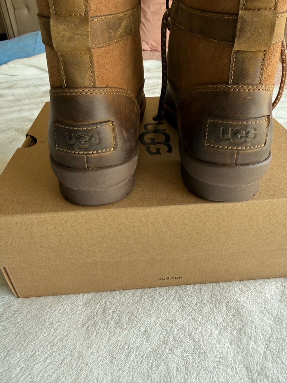 Women’s Fleece Lined Duck-Style Lace-Up Shoes - Picture 3 of 9